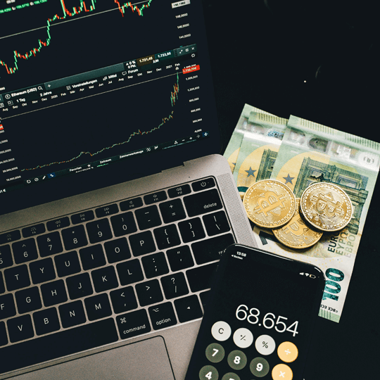 SwissWealth AI Krypto-Investment-Experten-Team